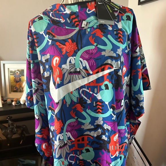 Nike run Tokyo poncho hoodie jacket. Running lightweight. Unisex s/m - Picture 4 of 8